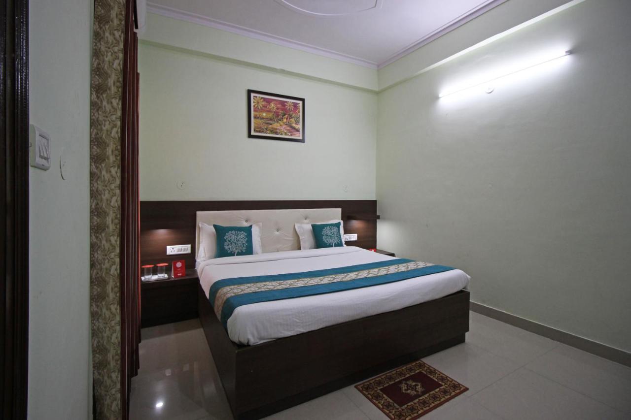 Oyo 5424 Pushpanjali Residency Hotel Dehradun Exterior foto